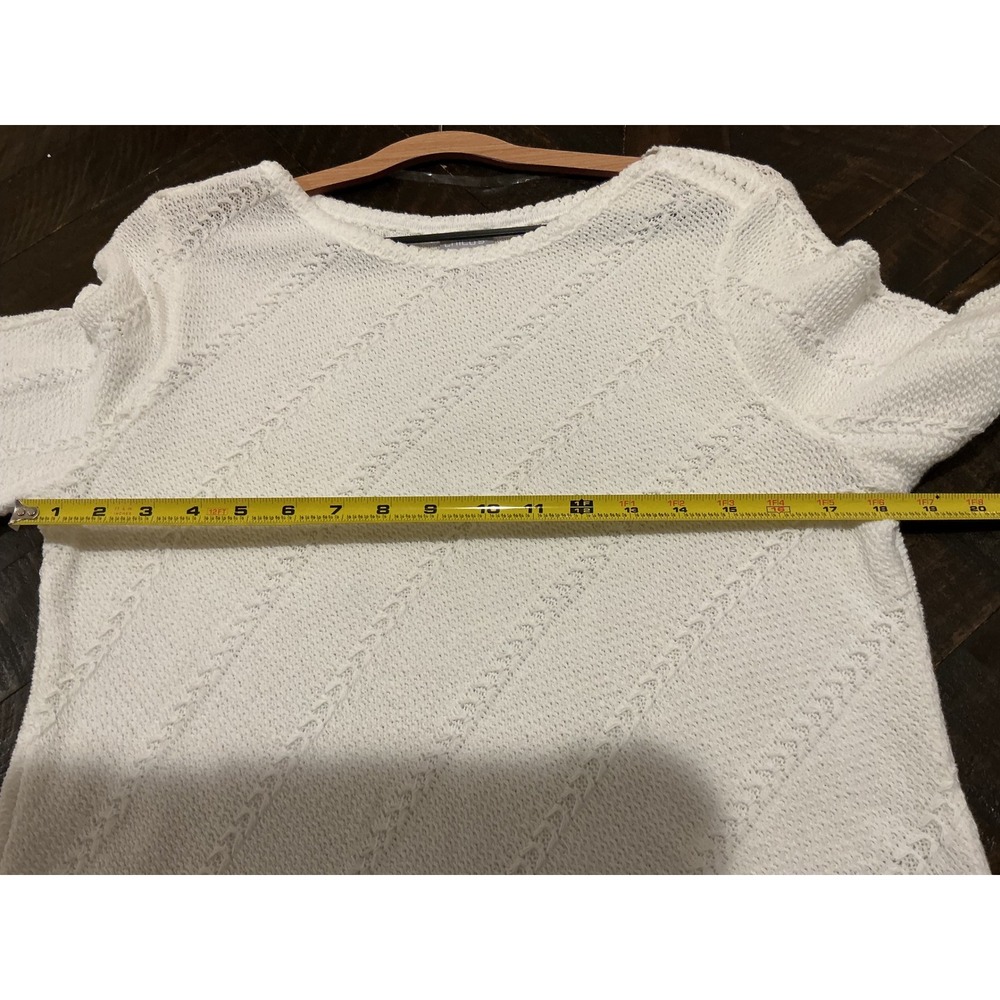 Chicos White Textured Knit Fringe Trim Bell Sleeve Sweater Size 1 Medium - Picture 7 of 8
